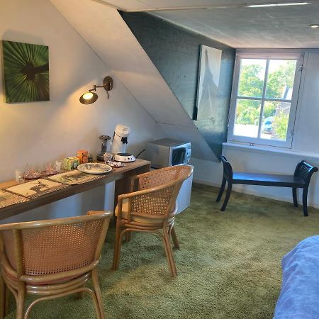 Luc'S Place, Waterbed Grote Kamer Zoeterwoude Εξωτερικό φωτογραφία