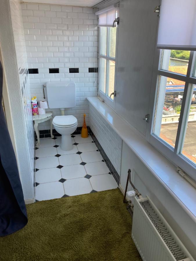 Luc'S Place, Waterbed Grote Kamer Zoeterwoude Εξωτερικό φωτογραφία